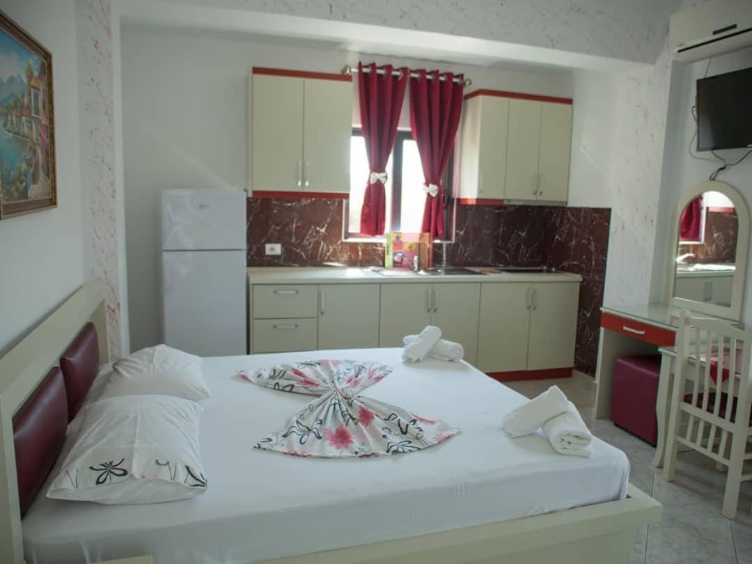 Poseidon Hotel Εξαμίλιο Εξωτερικό φωτογραφία