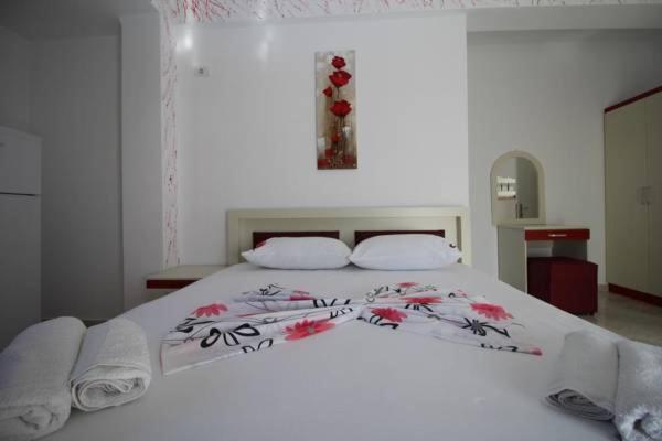 Poseidon Hotel Εξαμίλιο Εξωτερικό φωτογραφία